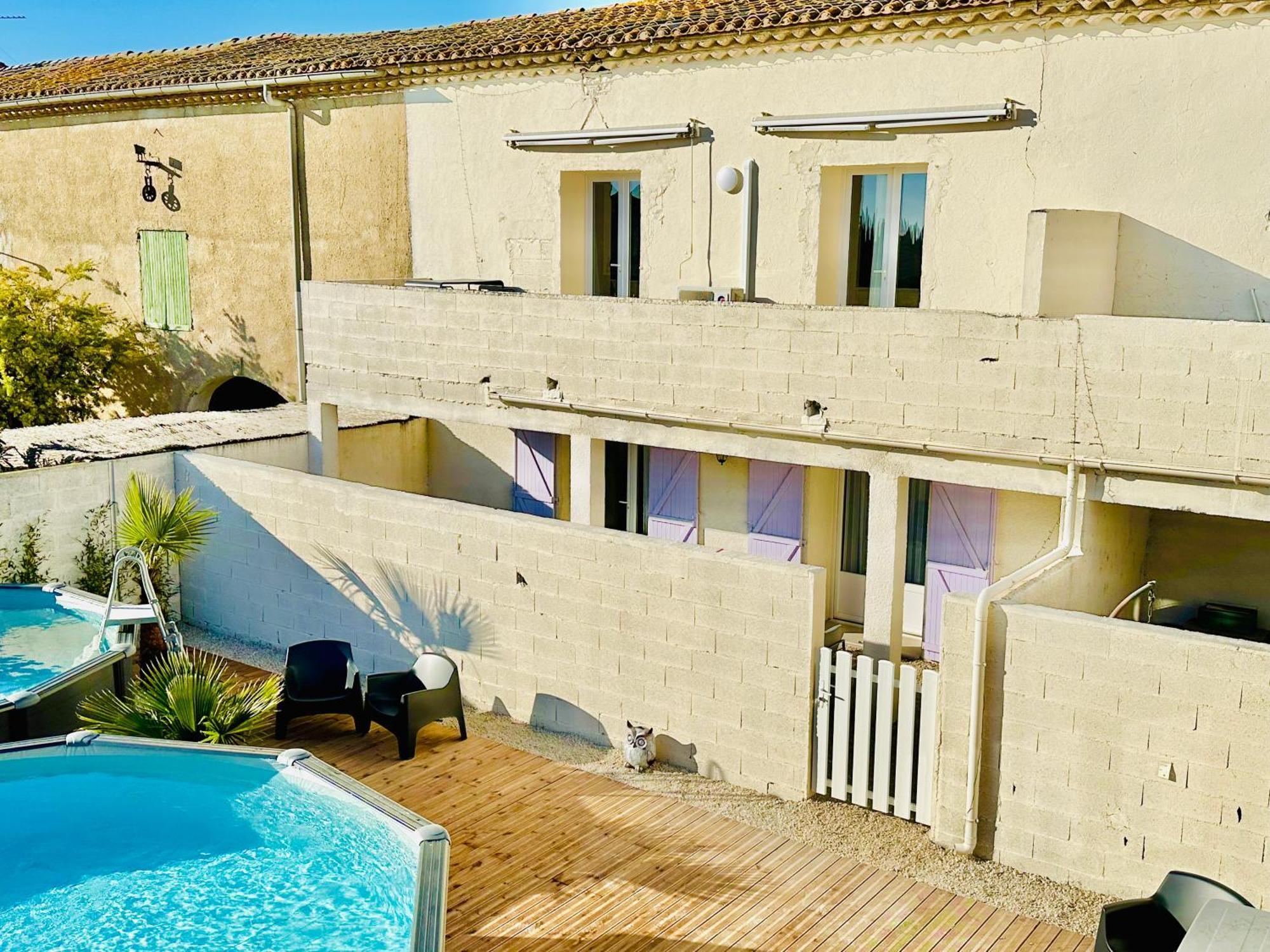 Les Appartements Du Mas - Emeraude エーグ・モルト エクステリア 写真